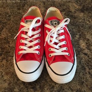 Red converse